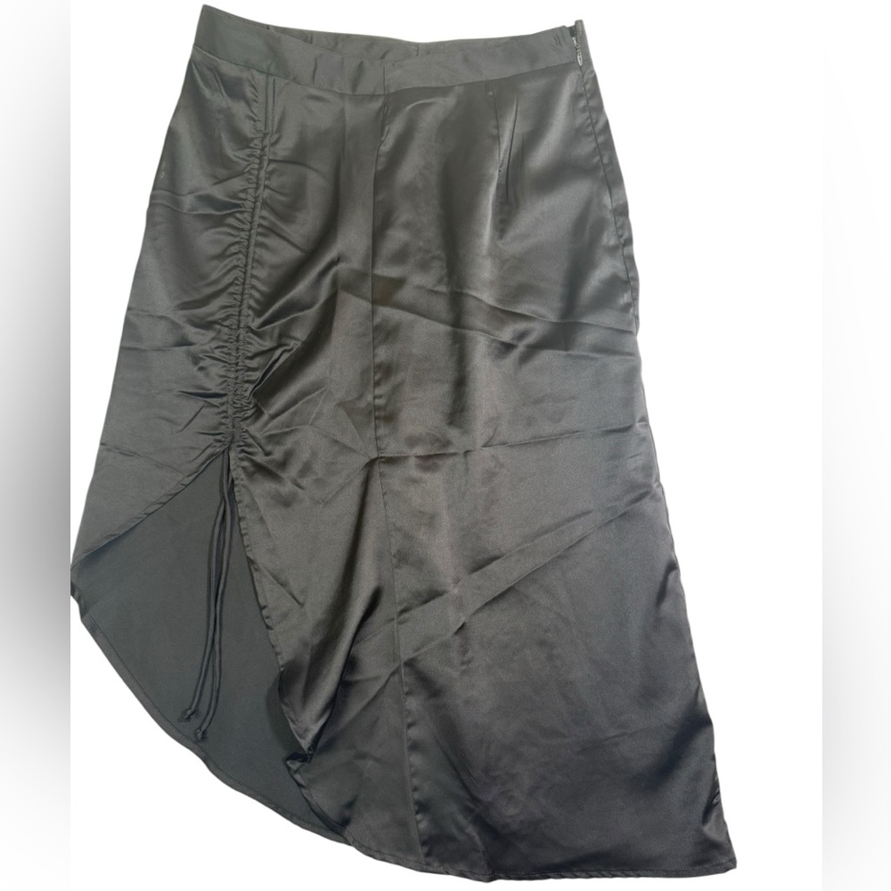Japra Black Satin Ruched Asymmetrical‎ Skirt | Size M